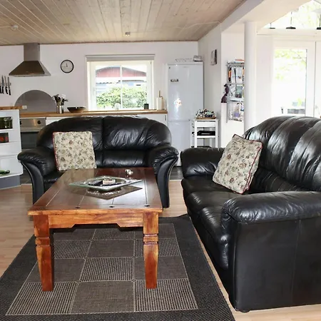 Tatil Evi Gemuetliches-ferienhaus-mit-meerblick-und-nah-am-strand *